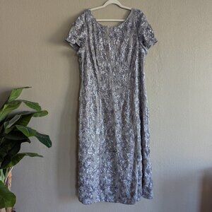 Alex Evenings Silver Floral Rosette Lace Formal Sheath Dress | Plus Size 22W
